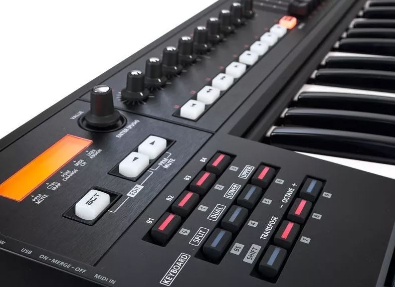 TECLADO BOSS CONTROLADOR CAKEWALK A300PROR