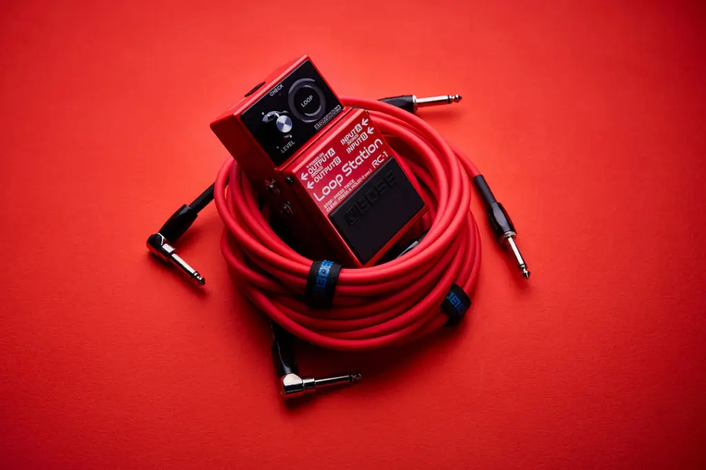 CABLE ROLAND P/INSTRUMENTO COLORM ROJO BIC10A-RD