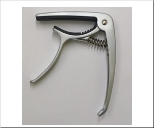 CAPOTRASTE PARA GUITARRA Bellator