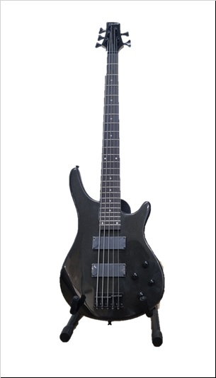 BAJO ELÉCTRICO DE 5 CUERDAS Bellator